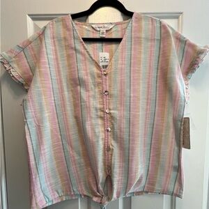 NWT-French Laundry v-neck short sleeve in size Large